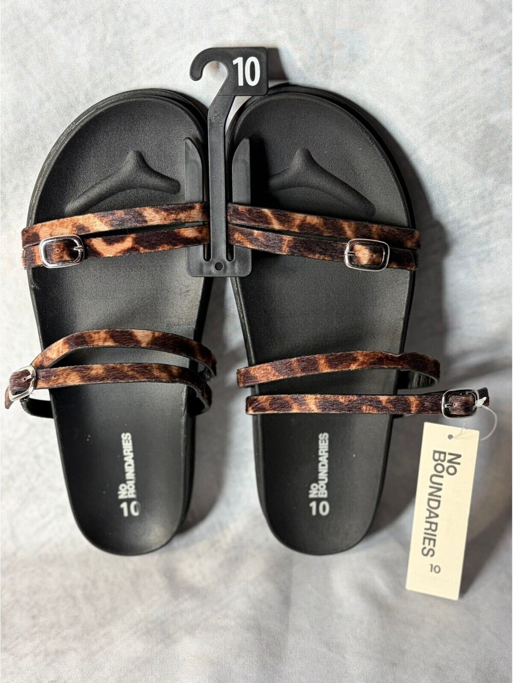 No Boundaries Women’s Size 10 Cheetah Print Strappy Flat Sandals NWT